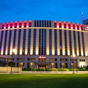 Отель Hilton Downtown
